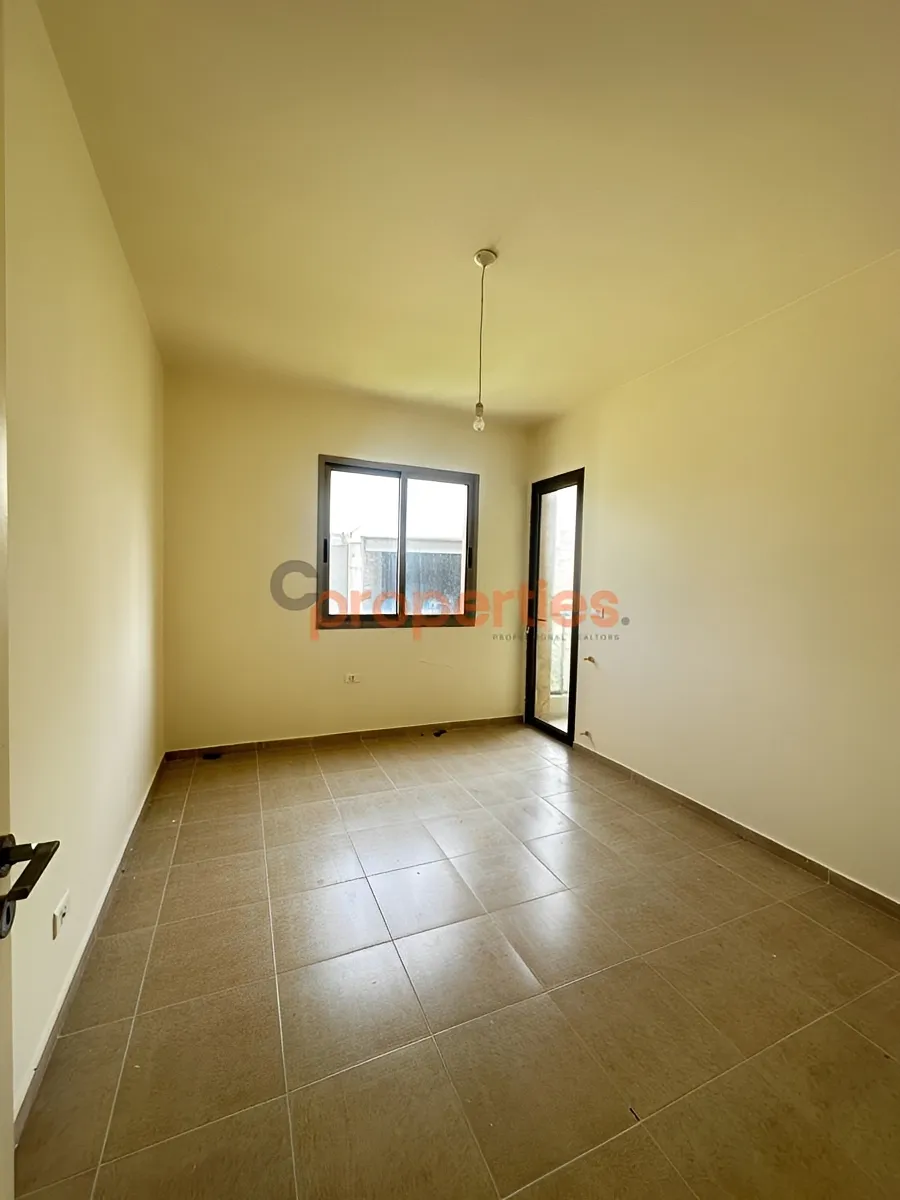 Apartment for Sale in Aamchit