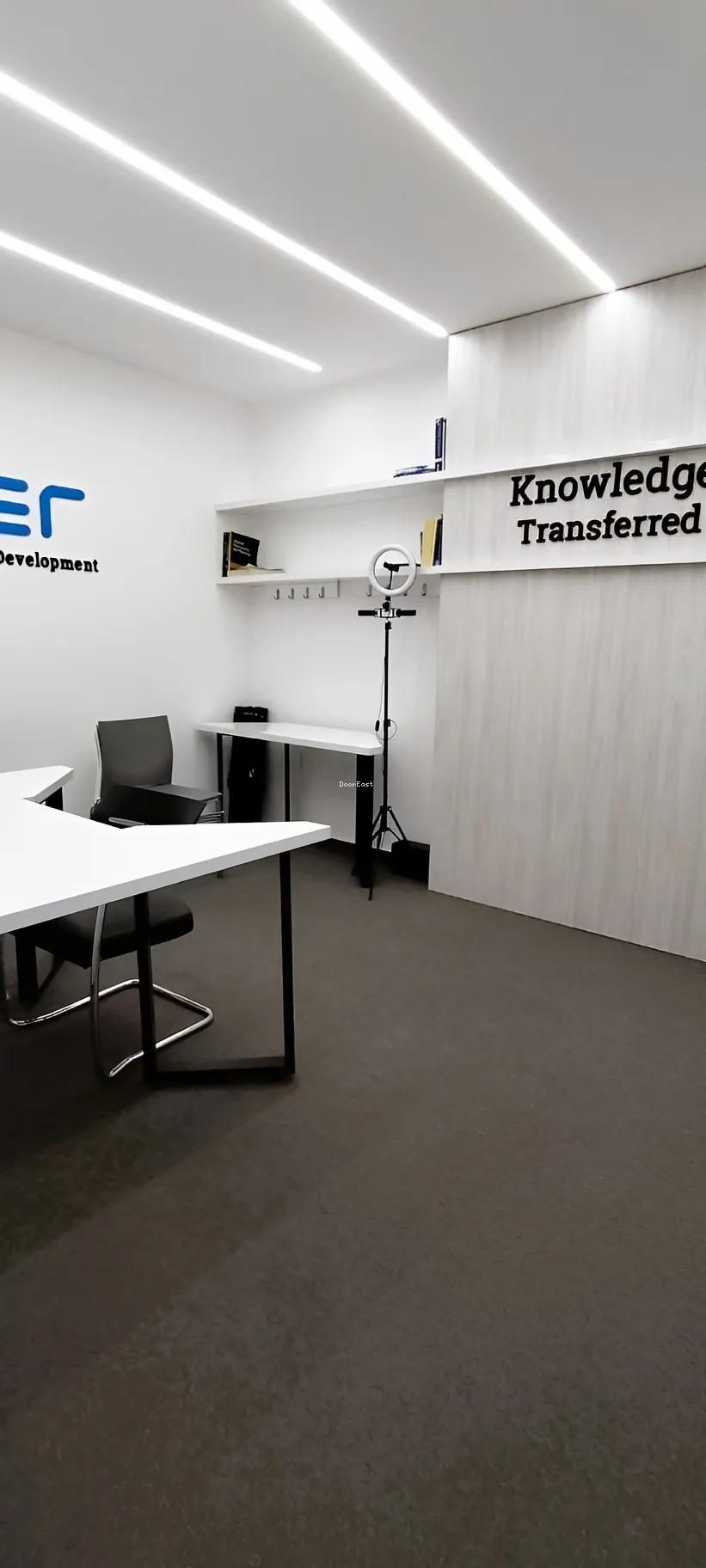 Office for rent in Ain El Remmaneh, Lebanon