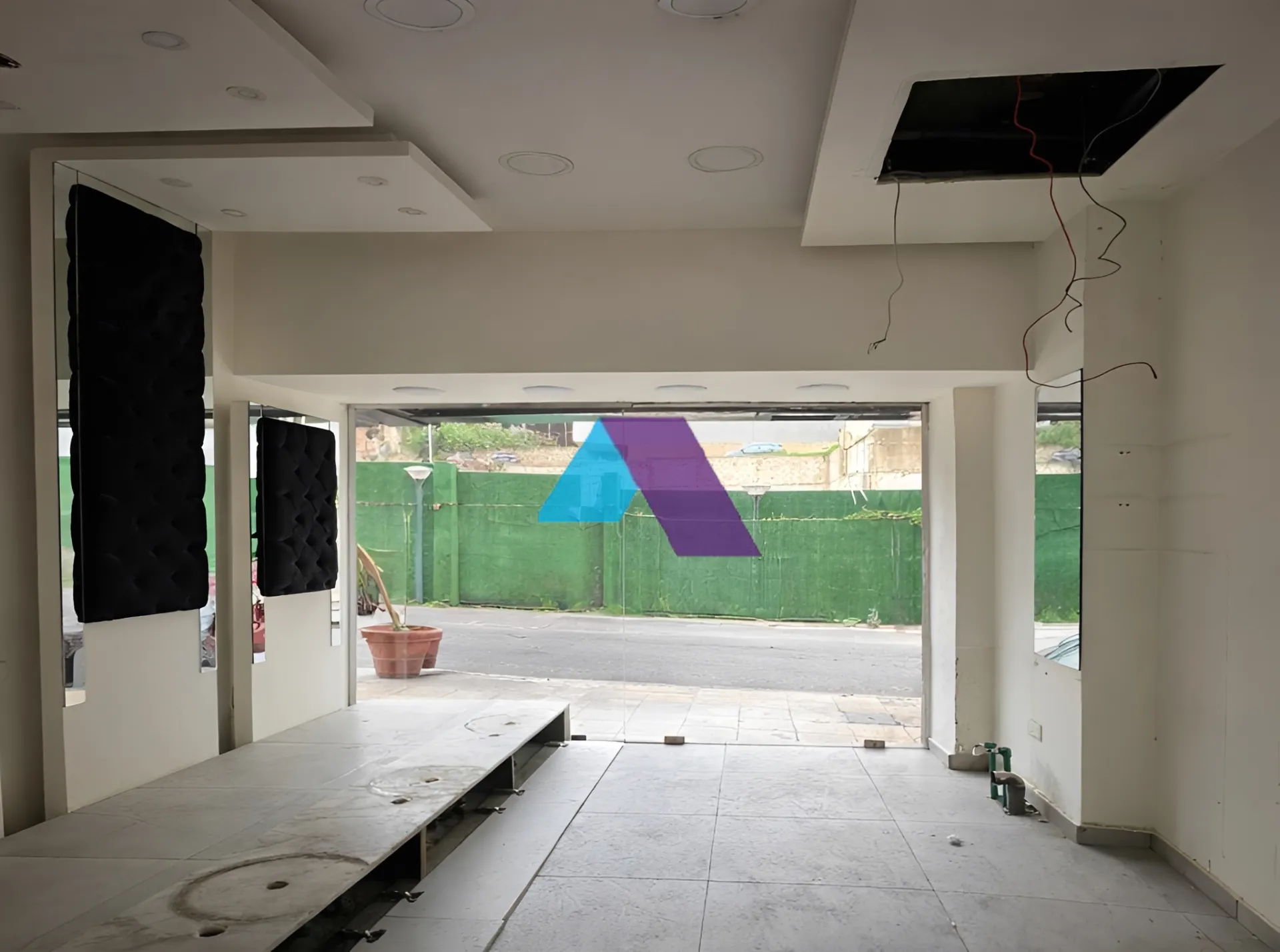 Shop for sale in Kraytem, Beirut, Lebanon