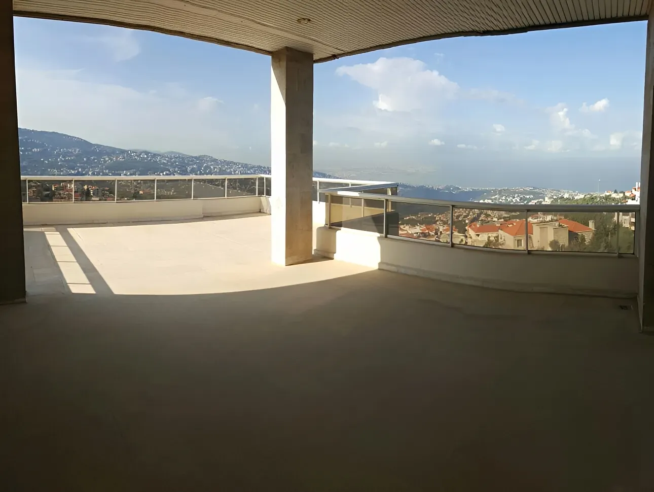 Apartment for Sale in Ballouneh