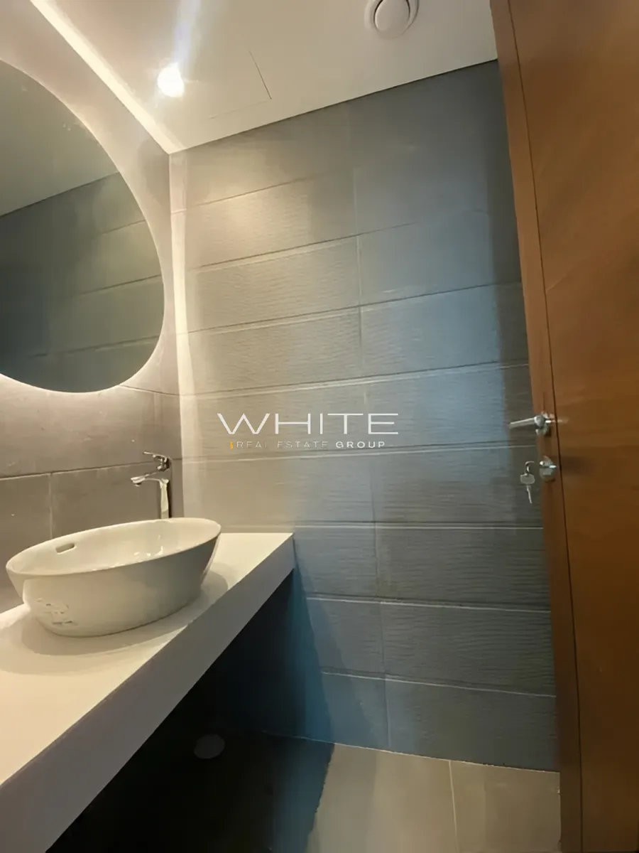 Apartment for rent in Achrafieh, Beirut, Lebanon - 2 bed, 4 bath
