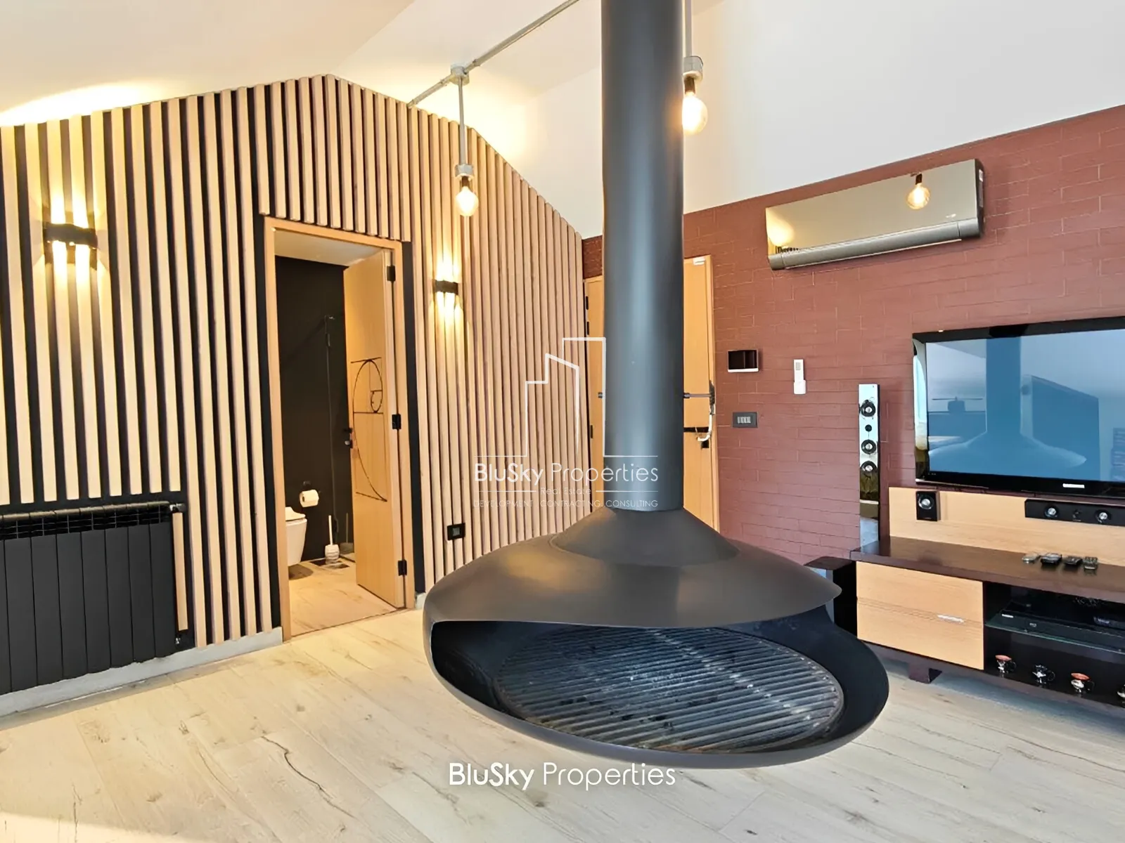 Apartment for Sale in Ouyoun Broumana - 4 bed, 4 bath