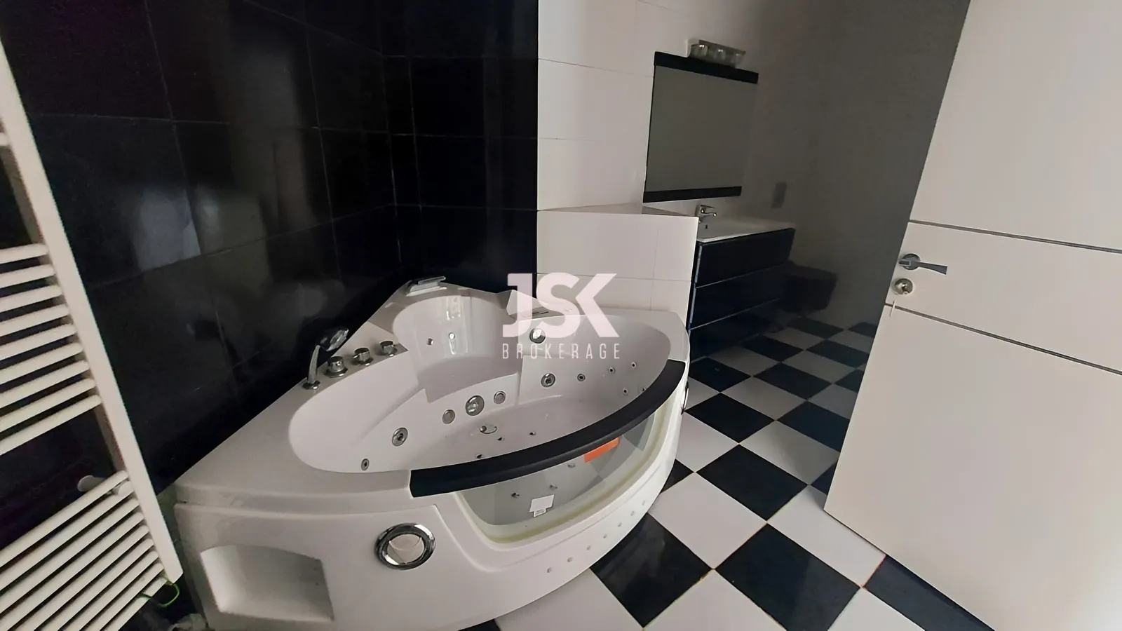 Apartment for Sale in Habboub