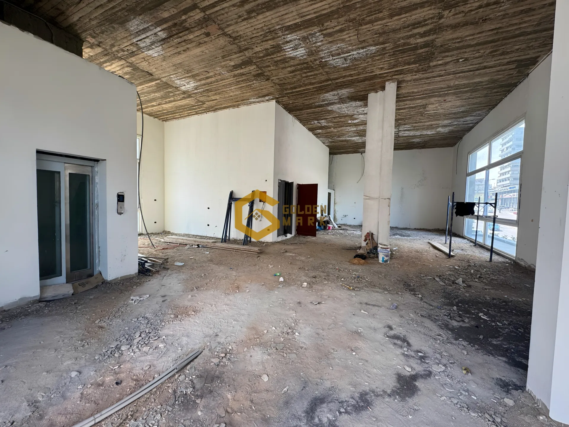 Showroom for Rent in Sin El Fil