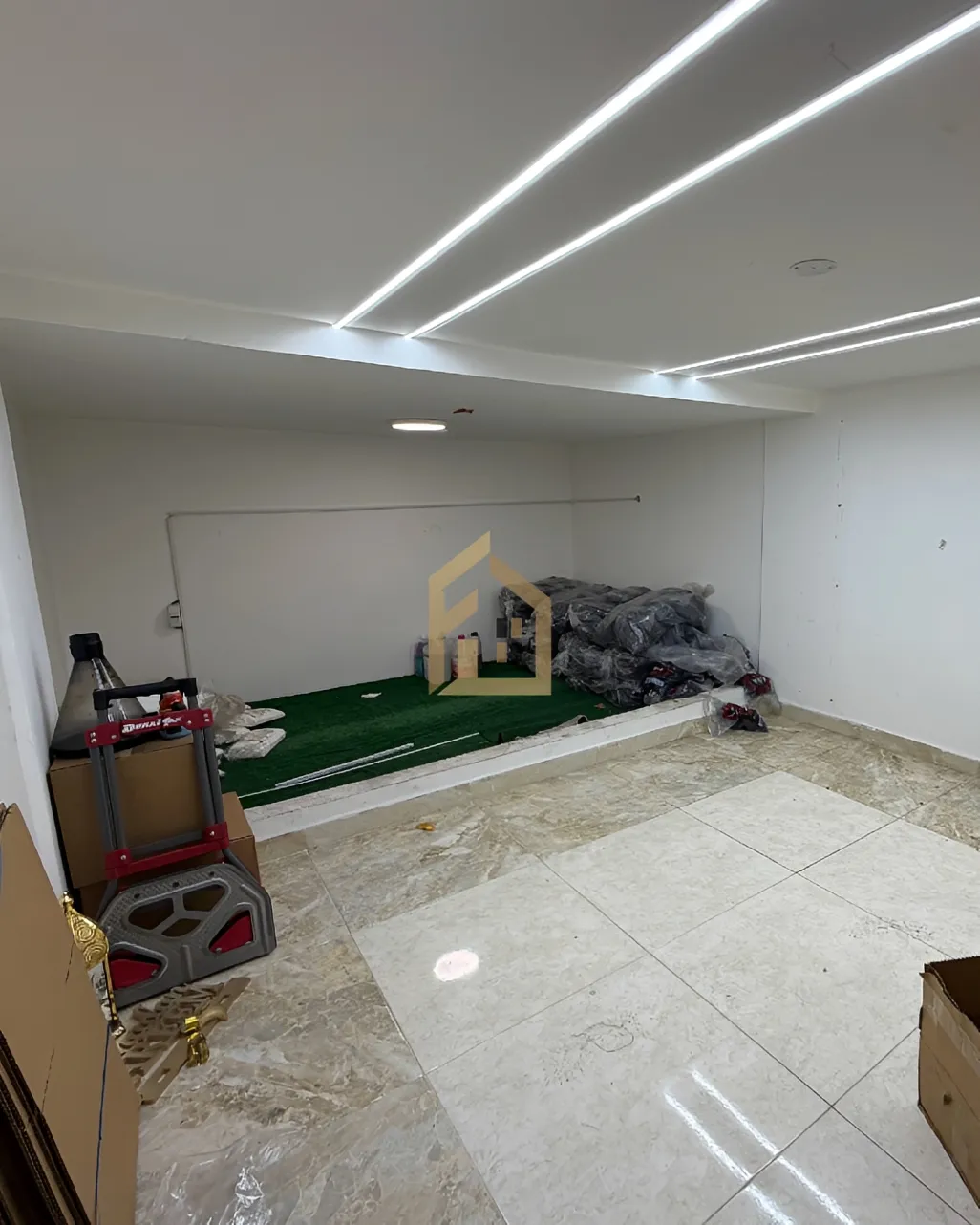 Shop for rent in Bourj Abi Haydar, Beirut, Lebanon