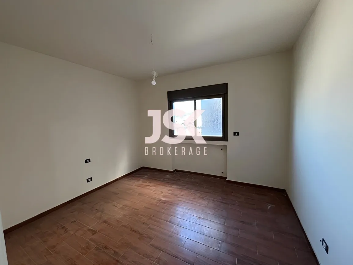 Apartment for sale in Mazraat Yachoua, Lebanon - 3 bed, 2 bath