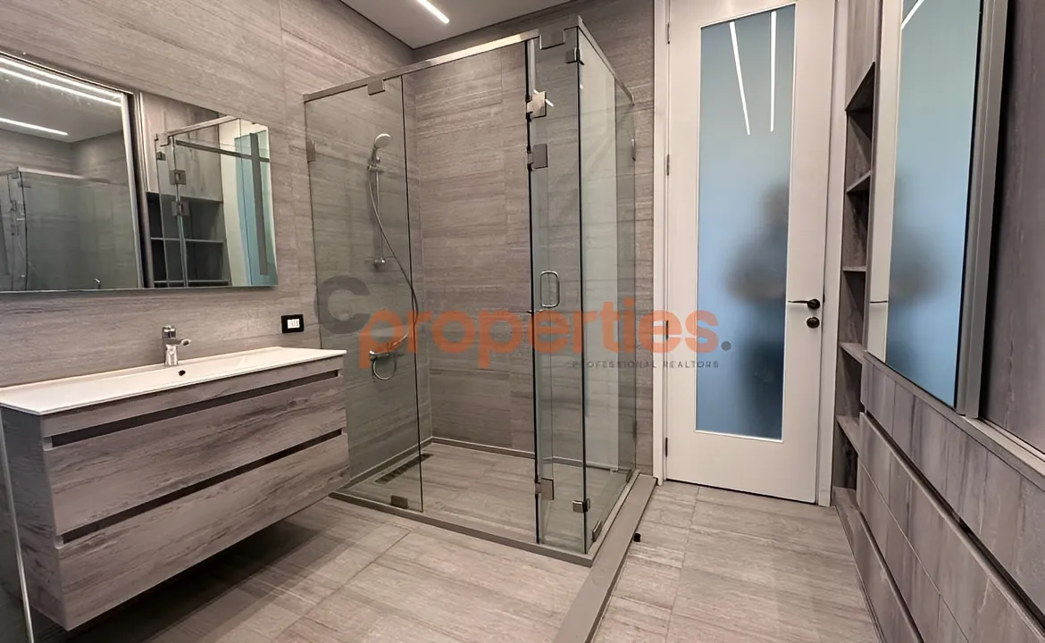 Apartment for Rent in Raoucheh
