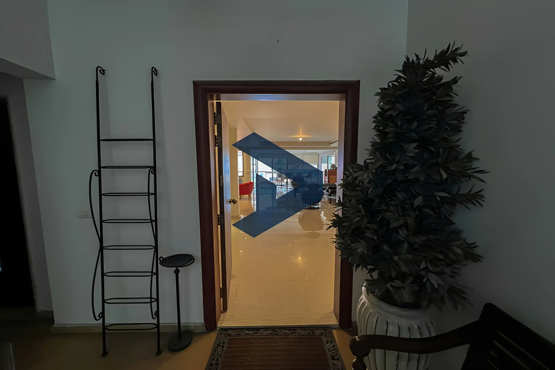 Apartment for sale in Achrafieh, Beirut, Lebanon - 4 bed, 6 bath