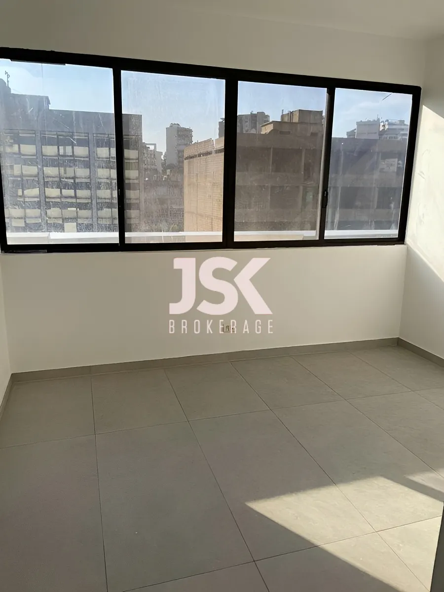 Office for Sale in Sin El Fil