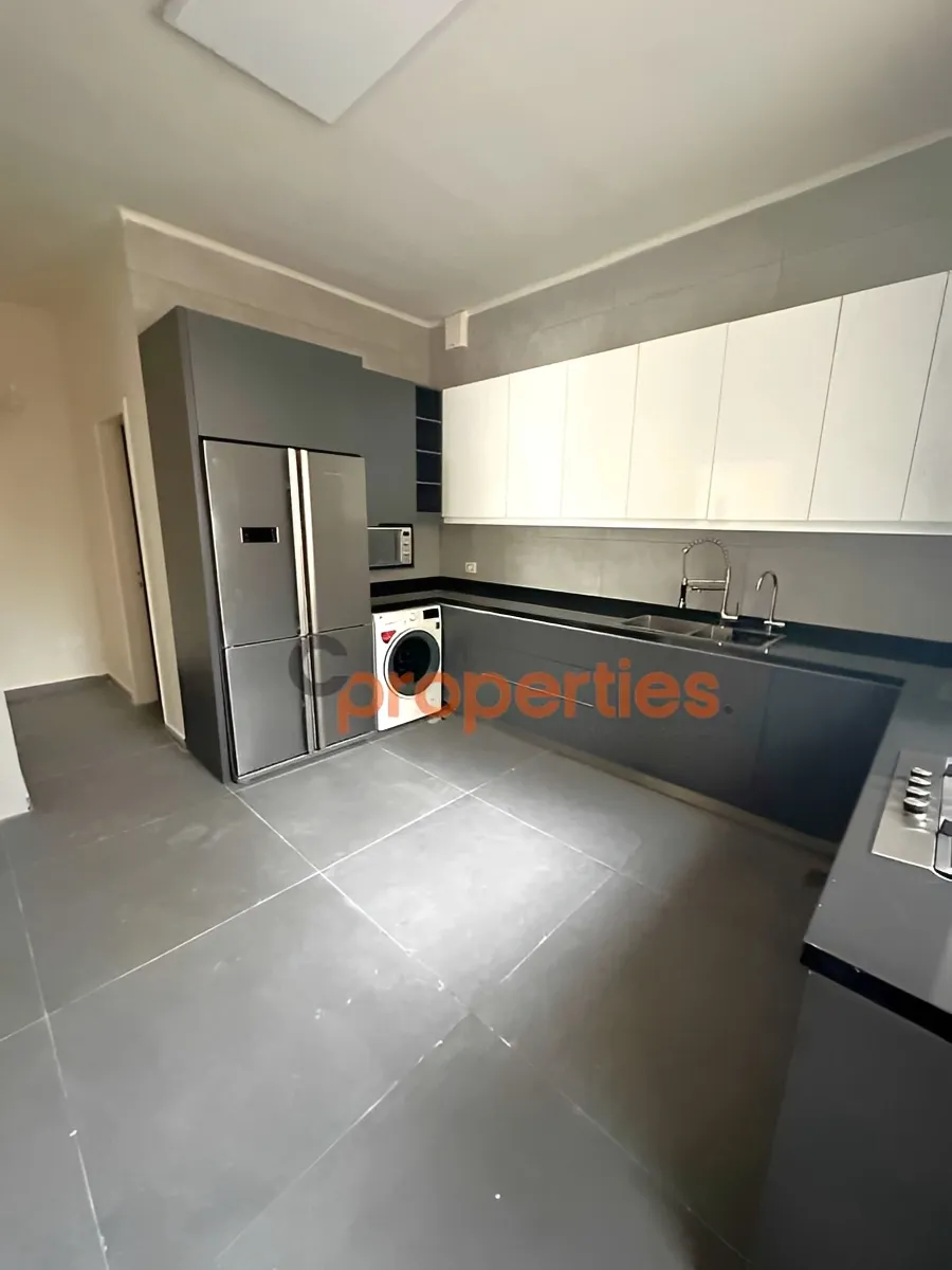 Apartment for Sale in Baabdat