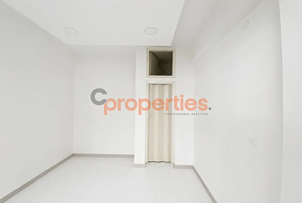 Apartment for Sale in Remeil - 1 bath