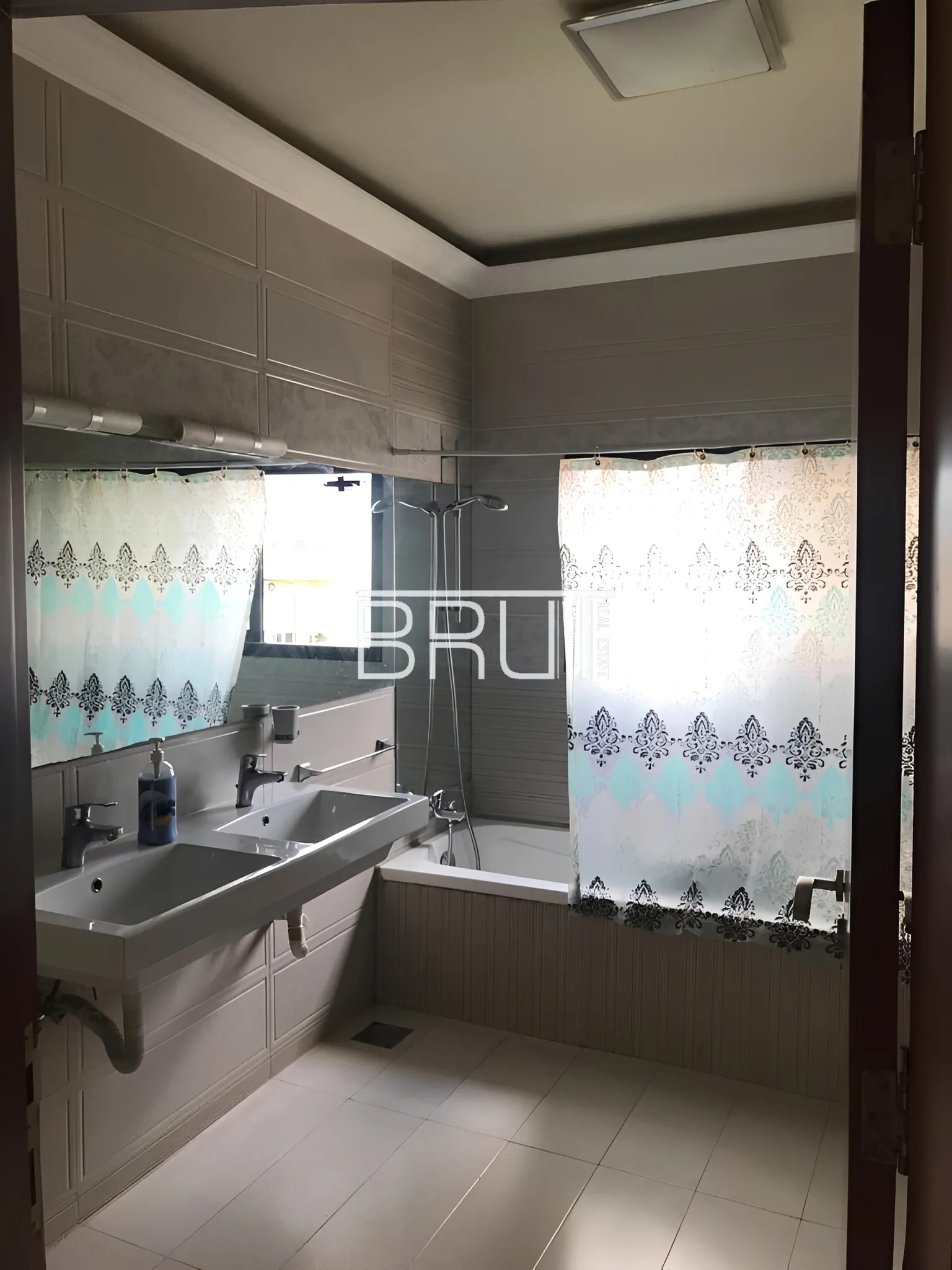 Apartment for Sale in Zouk Mikael