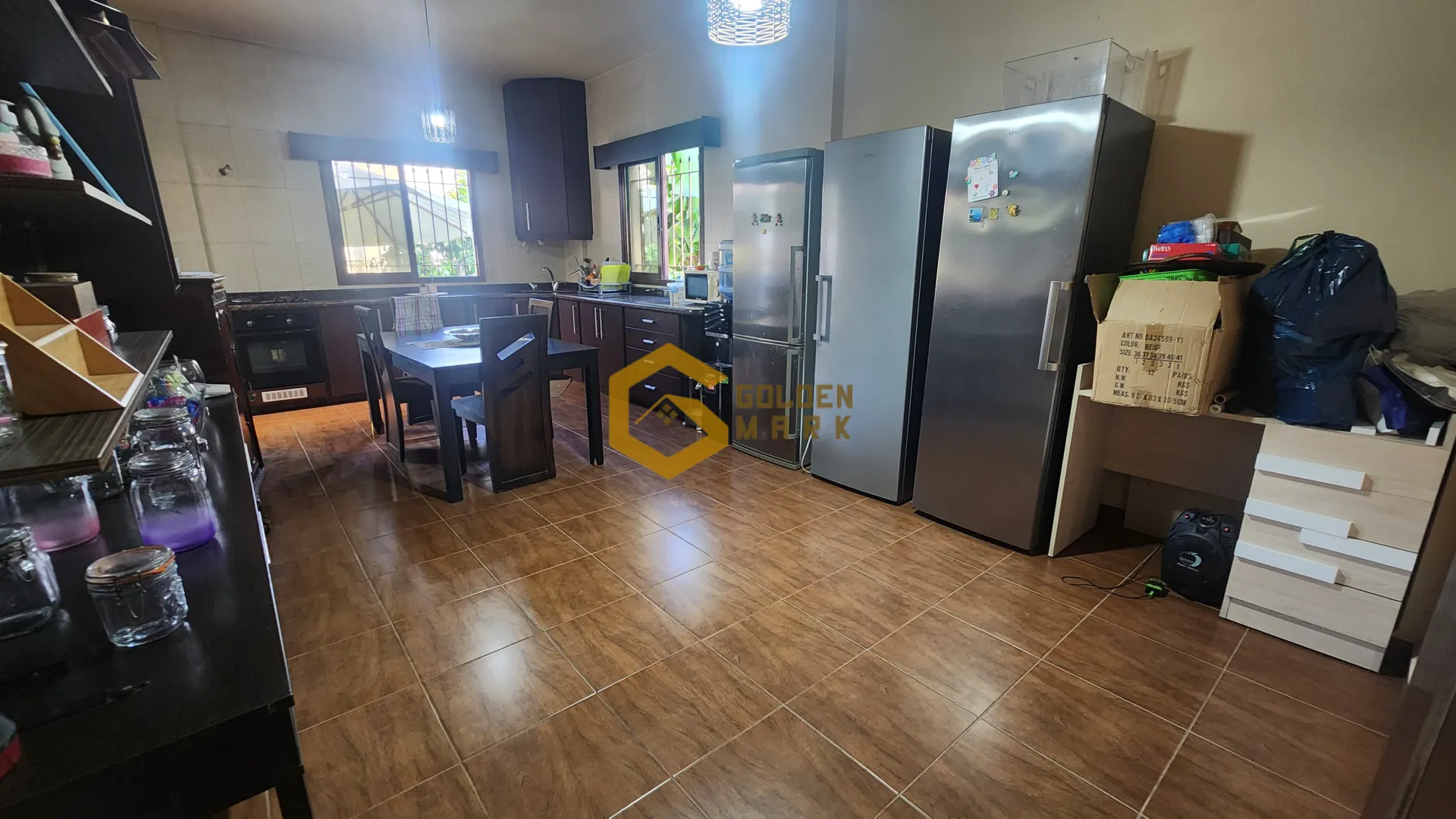 Villa for Sale in Aamchit