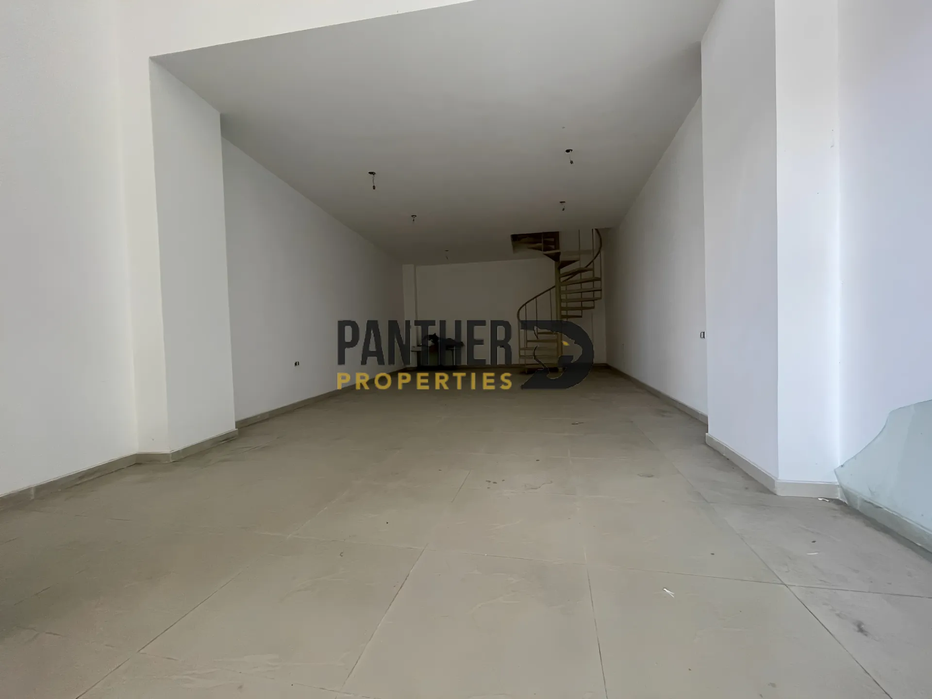 Shop for rent in Hazmieh, lebanon