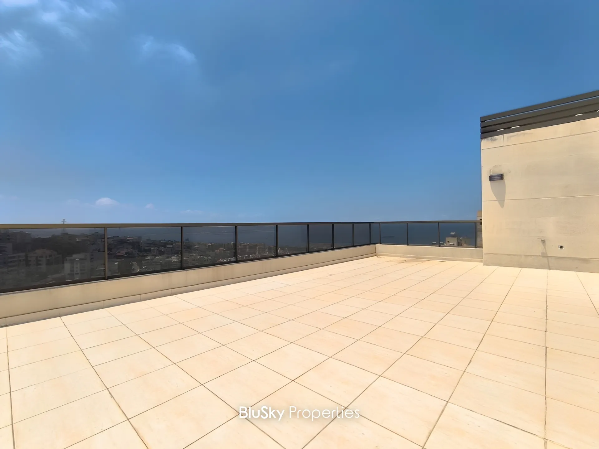Apartment for rent in Aoukar, lebanon - 2 bed, 3.0 bath