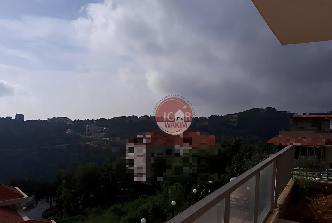 Apartment for Sale in Ain Aalaq