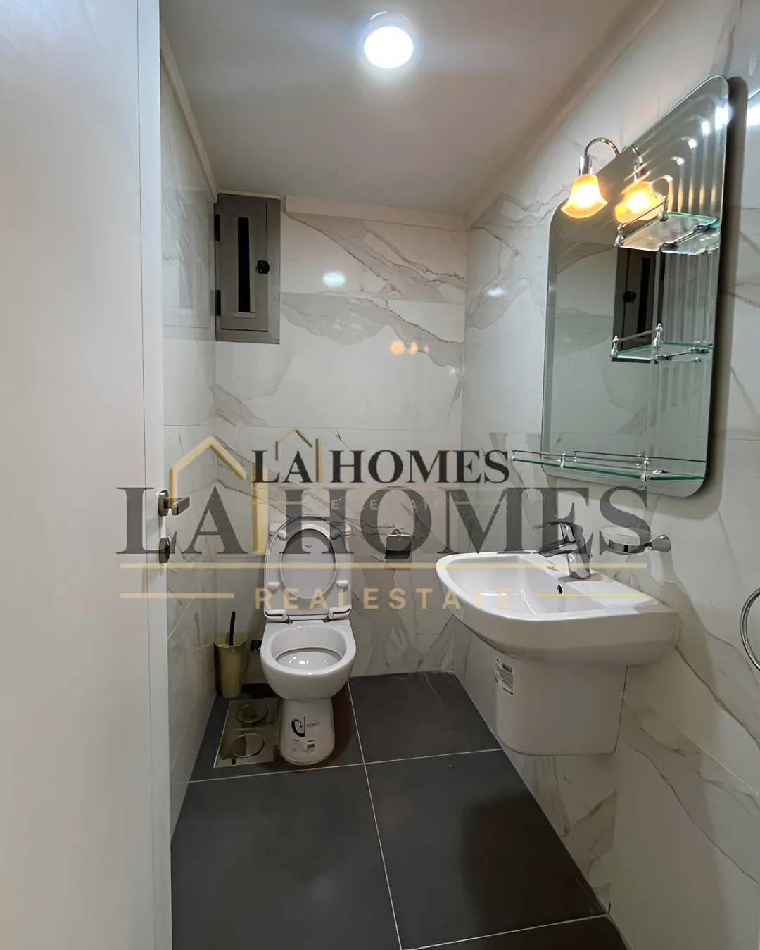 Apartment for rent in Sin el fil, lebanon