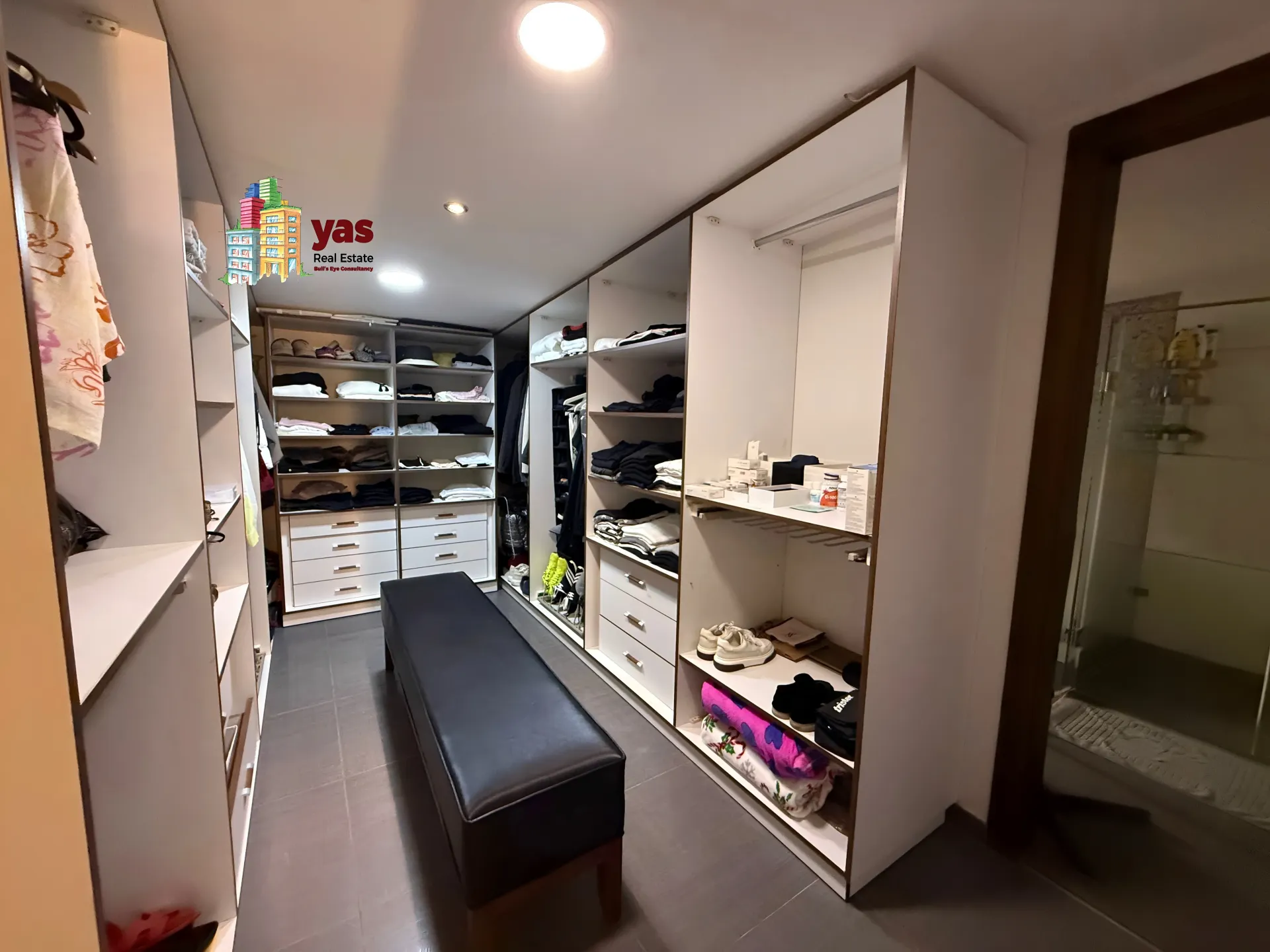 Apartment for Sale in Ballouneh
