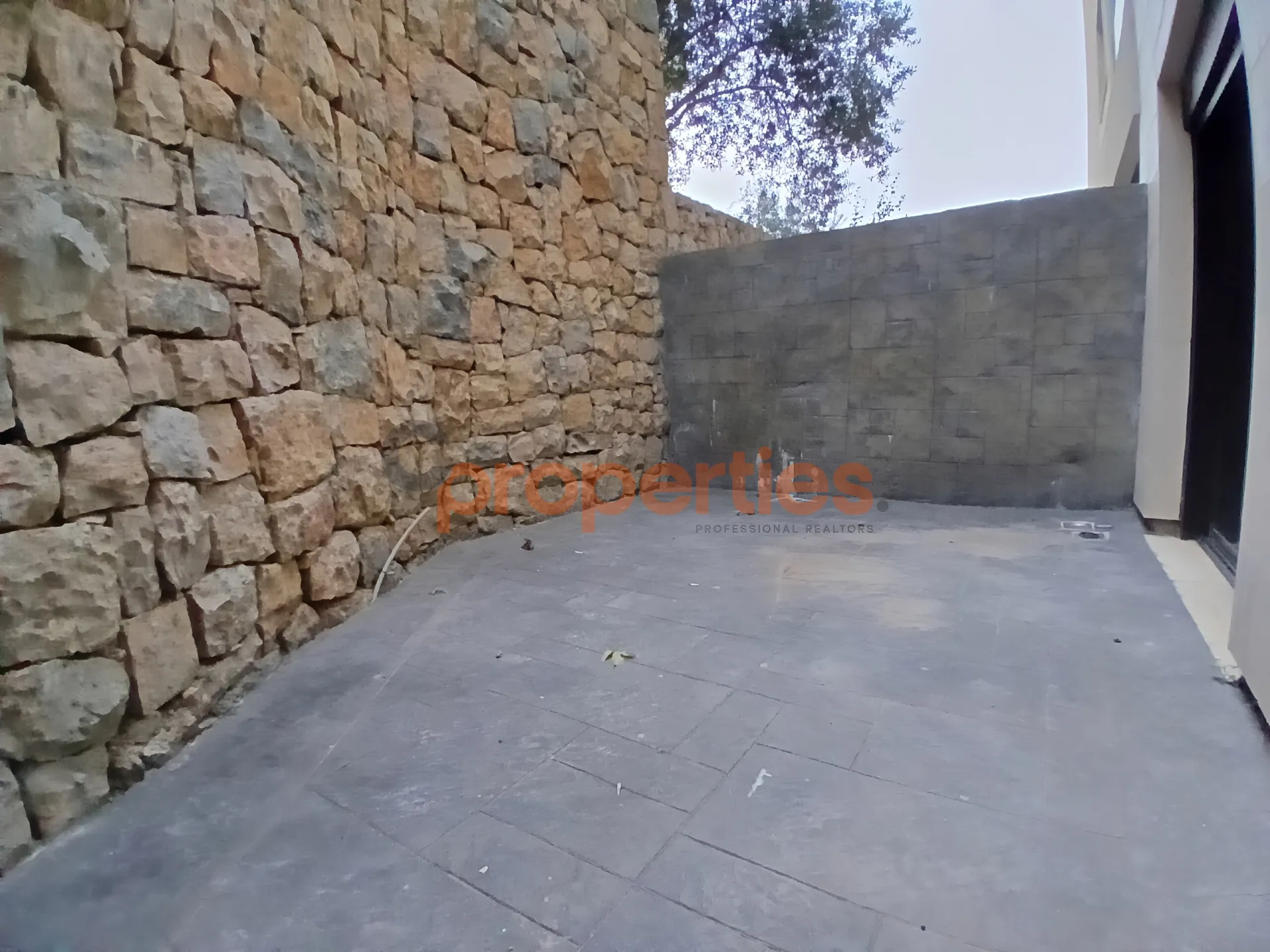 Apartment for Sale in Bharsaf