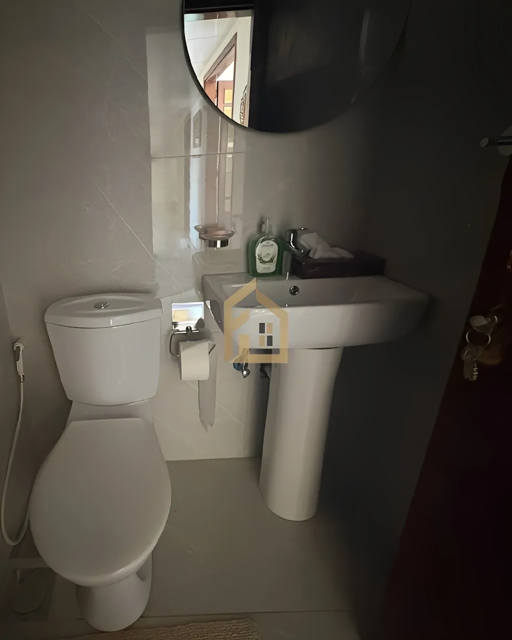 Apartment for Sale in Zarif, Bayrut, Lebanon