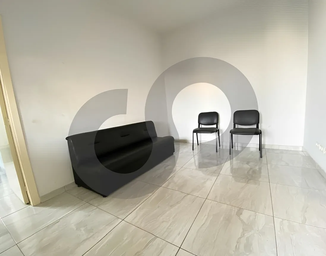 Office for rent in Achrafieh