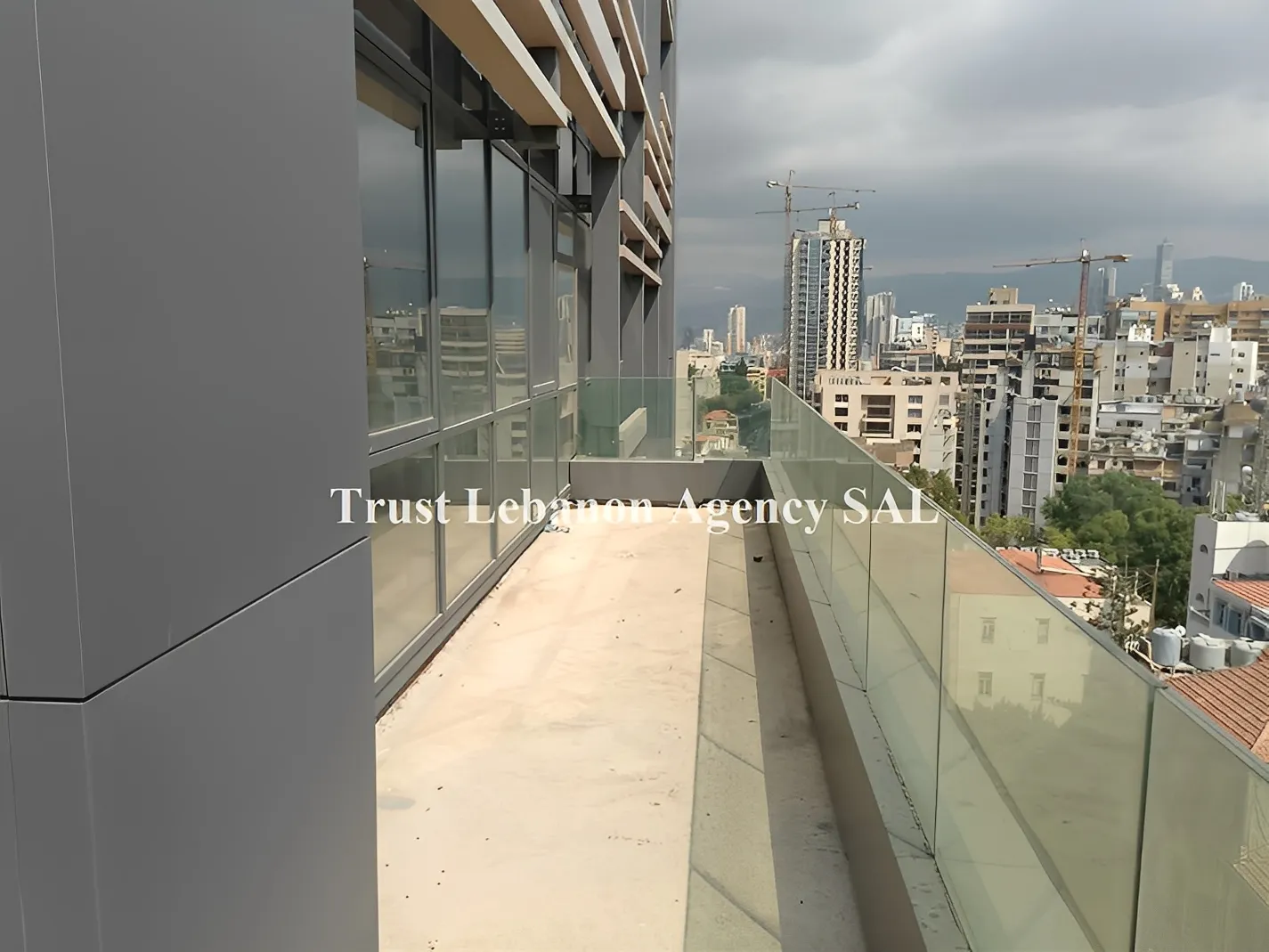Commercial Property For Rent in Hamra,