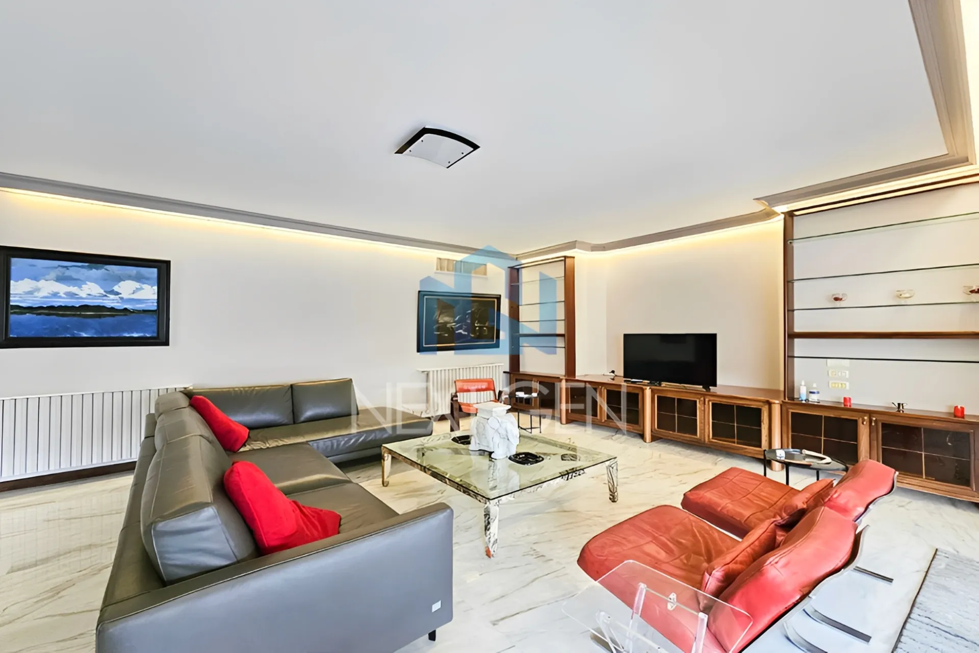 Apartment for rent in Achrafieh, Beirut, Lebanon - 3 bed, 5 bath
