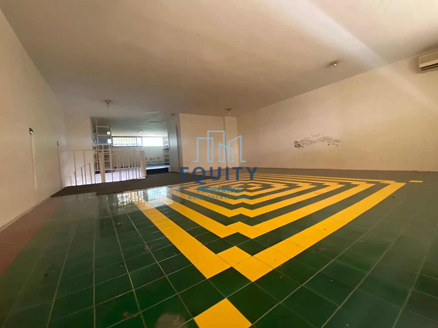Shop for rent in Mansourieh, Lebanon