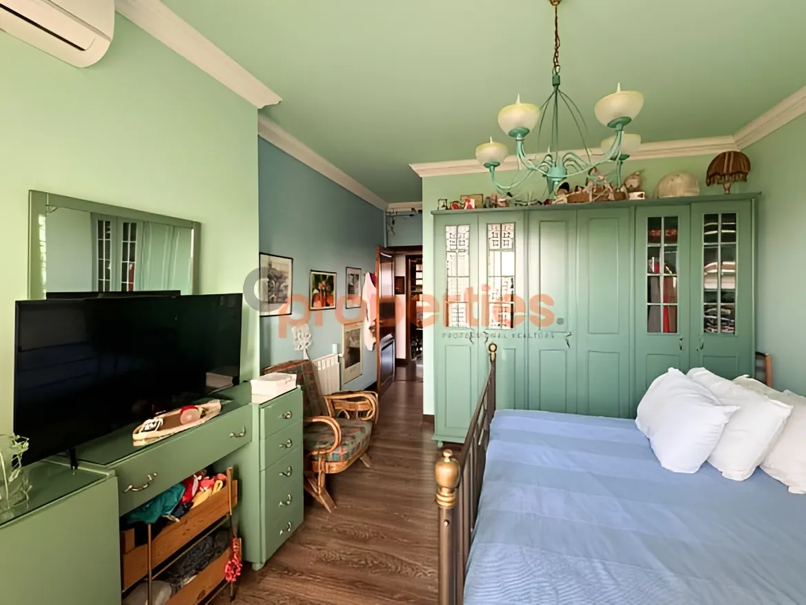 Apartment for Sale in Bqennaya