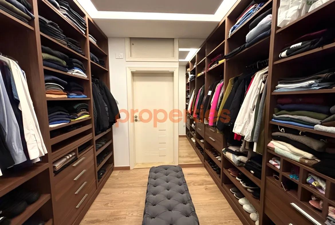 Apartment for Sale in Halat