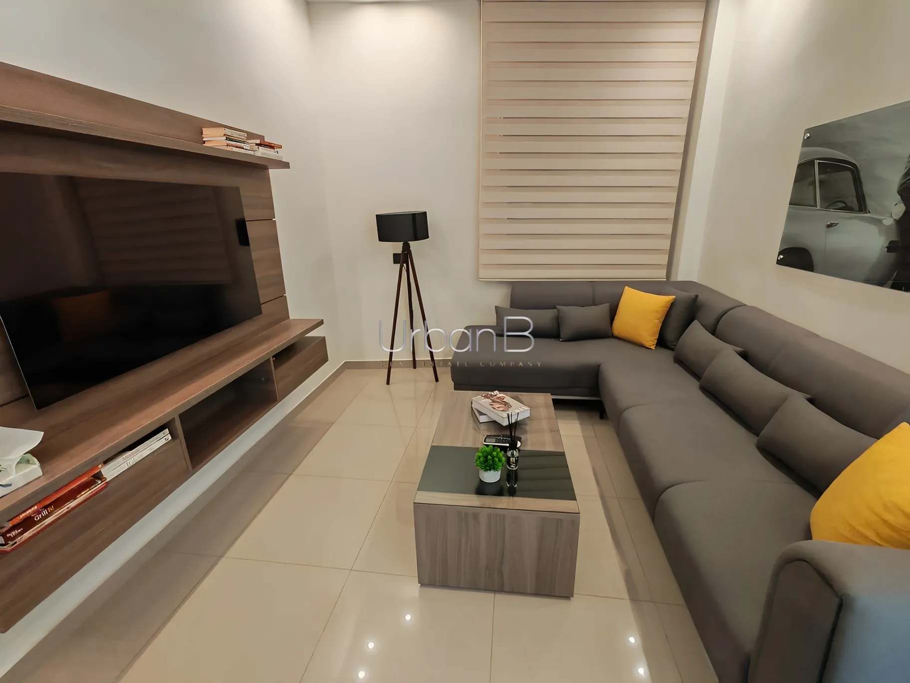Apartment for Rent in Achrafieh, Beirut, Lebanon - 1 bed, 1 bath