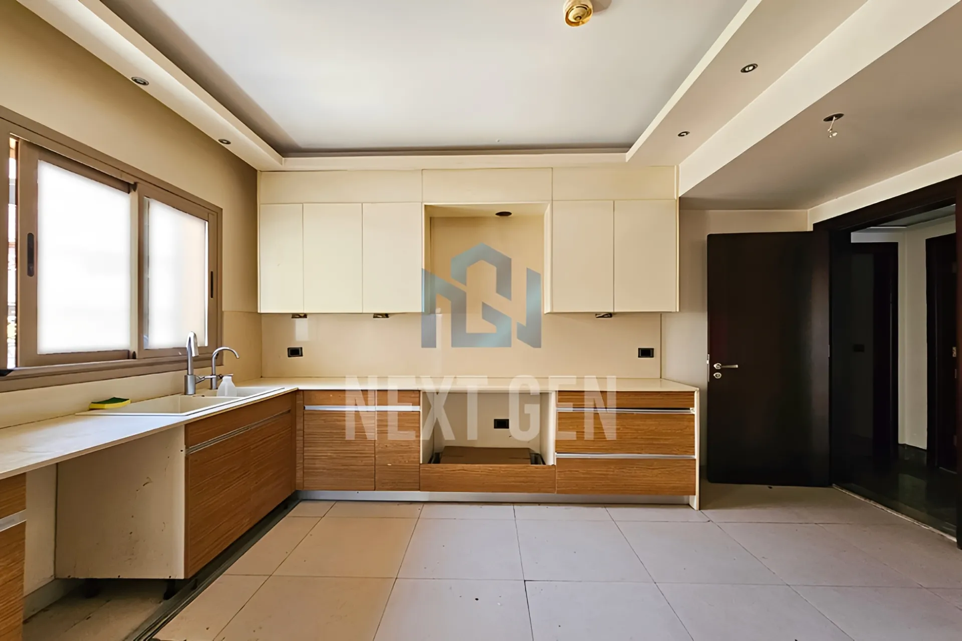 Apartment for sale in Tallet Khayat, Beirut, Lebanon