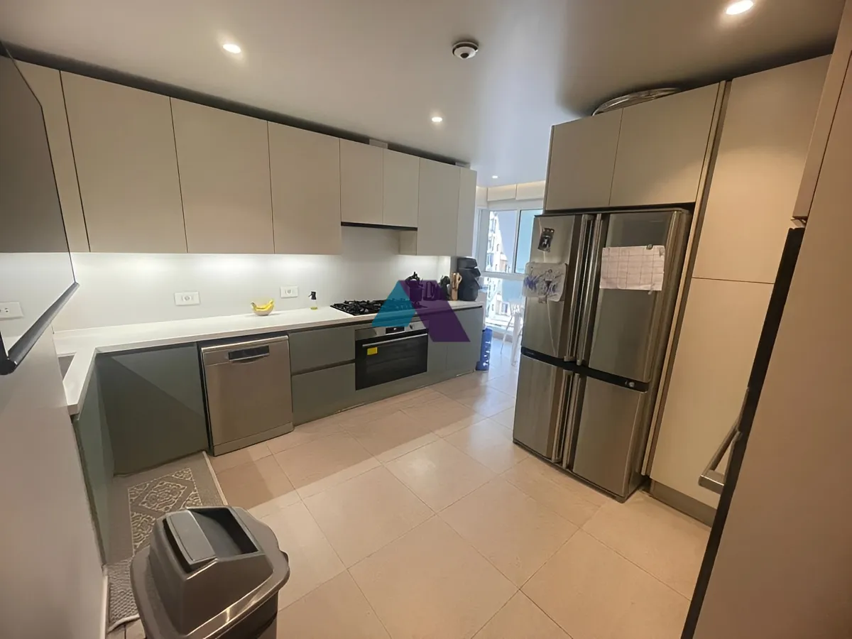 Apartment for Sale in Hamra