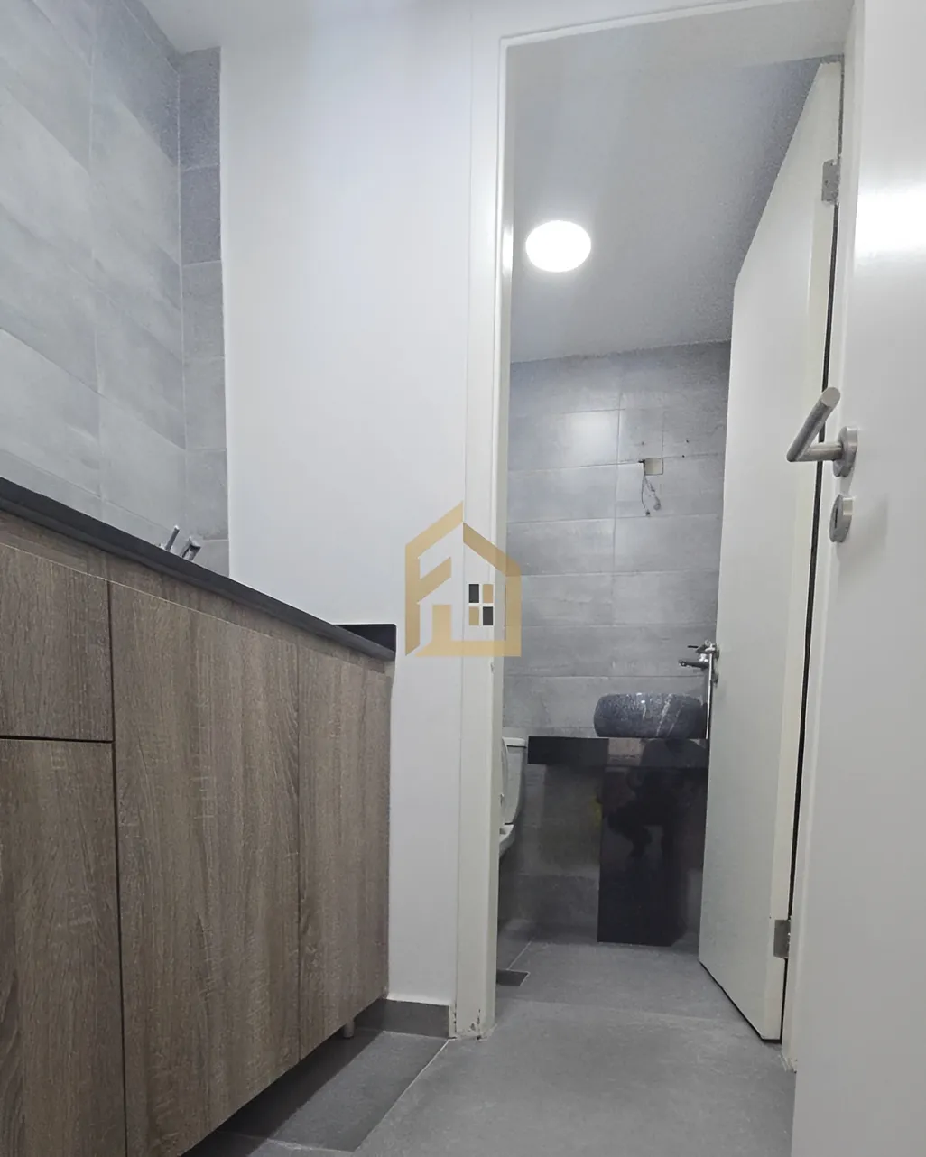 Clinic for sale in Zalqa, Lebanon