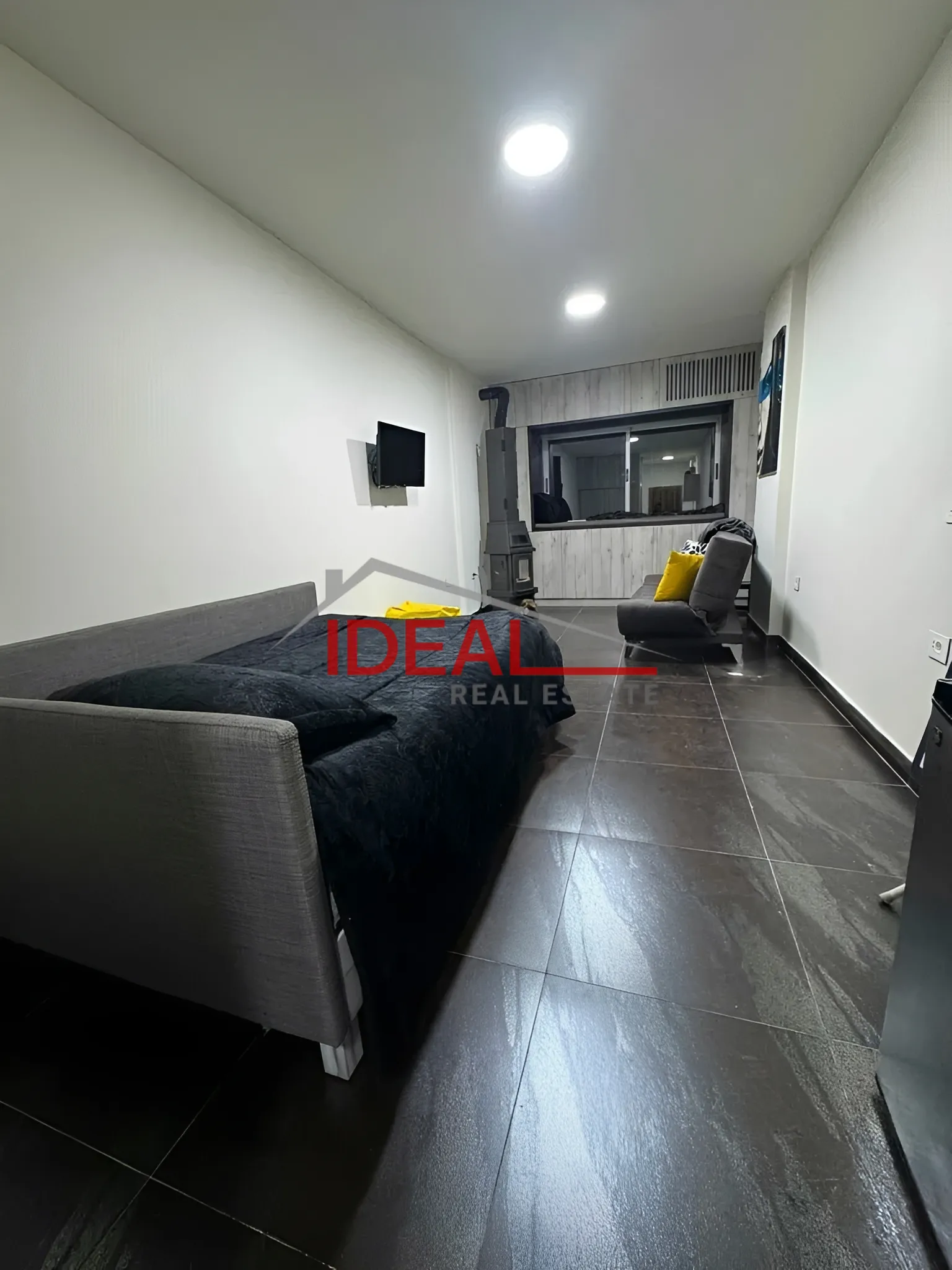 Chalet for rent in Faraya, Lebanon - 1 bed, 1 bath