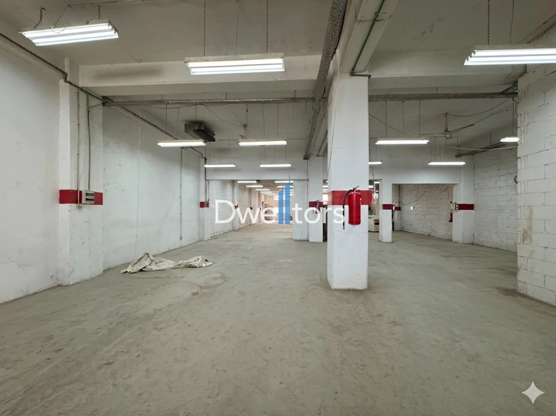 Warehouse for rent in Dekwaneh, Lebanon