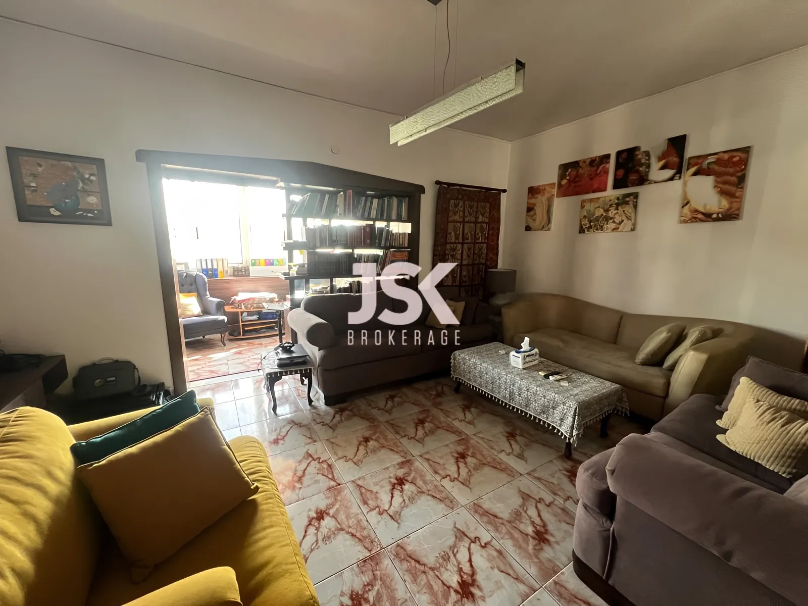 Apartment for Sale in Ain El Remmaneh