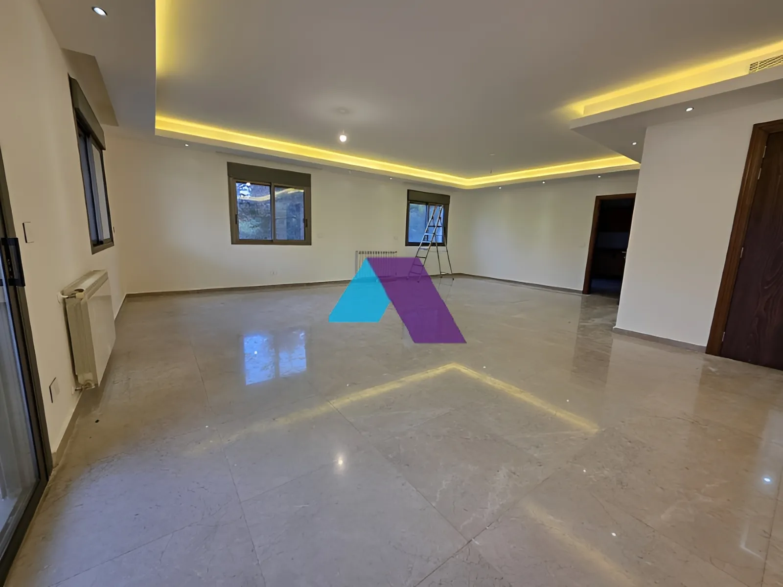 Apartment for Sale in Louaize - 4 bed, 5 bath