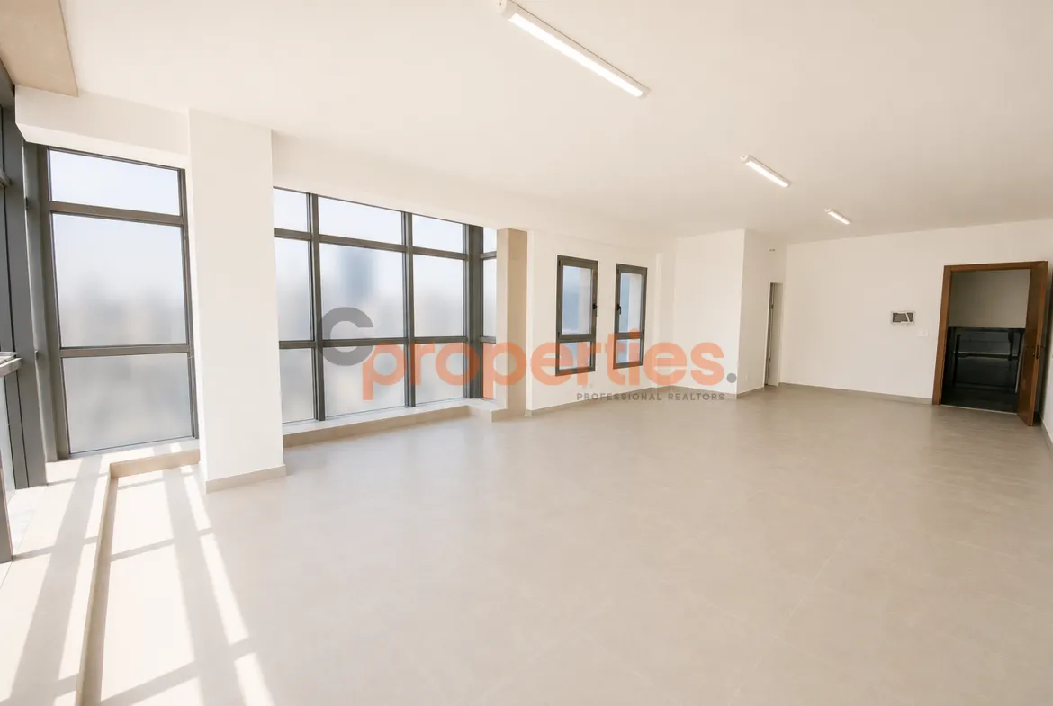 Office for Rent in Zalqa