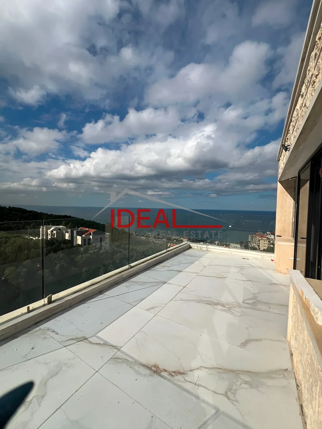 Apartment for sale in Halat