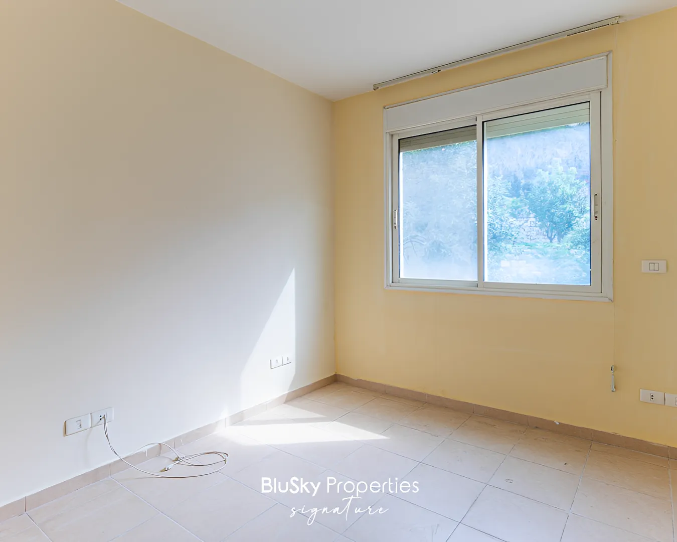 Apartment for sale in Ain Saadeh