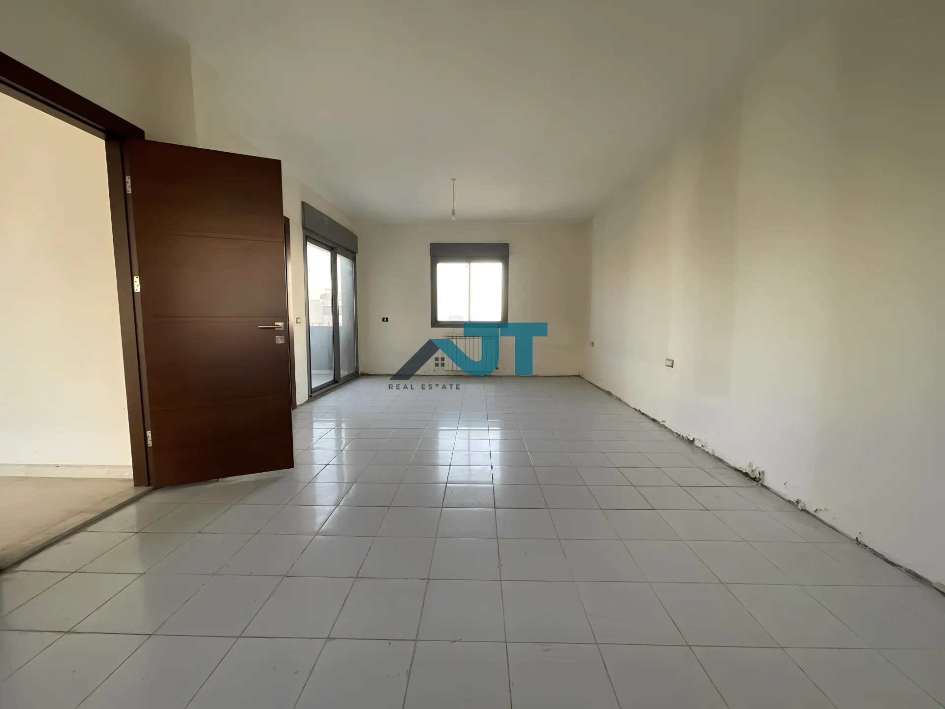 Apartment for Rent in Sioufi