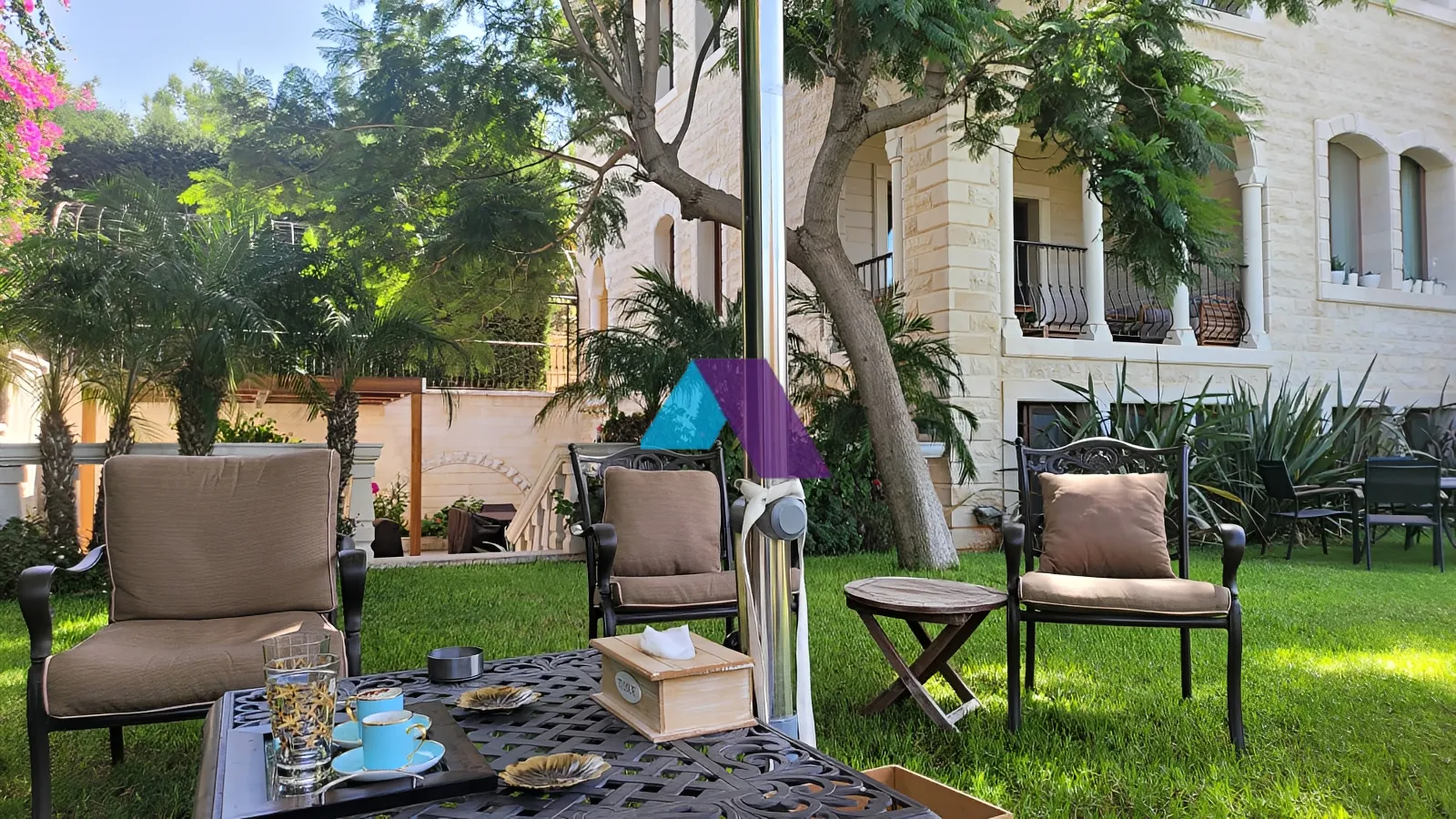 Villa for Sale in Mechref - 6 bed, 5 bath
