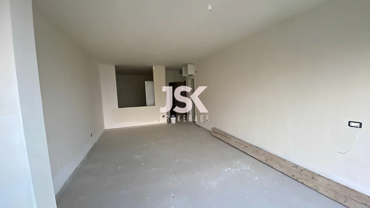 Apartment for Sale in Qornet El Hamra, Lebanon - 2 bed, 2 bath