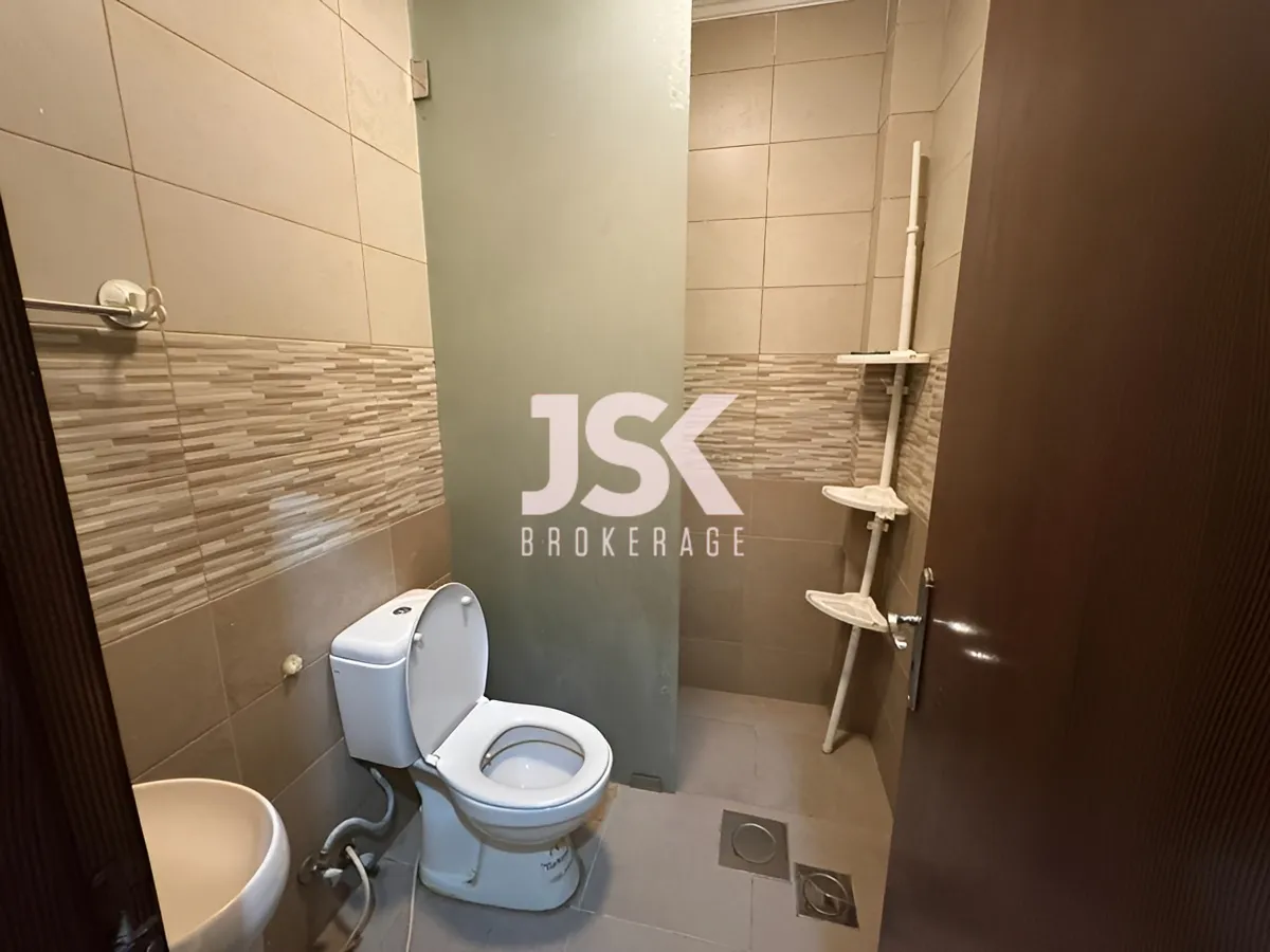 Apartment for Rent in Ramleh Al Bayda, Beirut, Lebanon - 1 bath