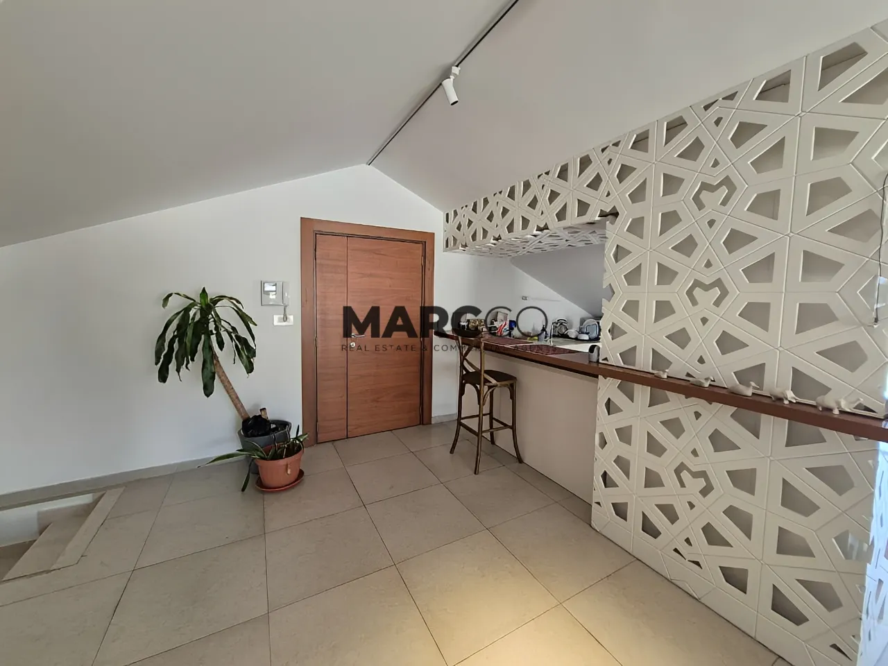 Apartment for sale in Bsalim