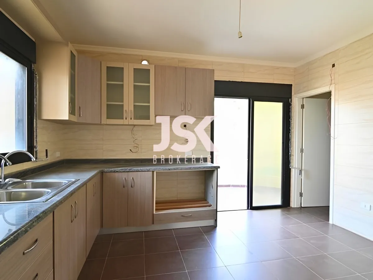 Apartment for Sale in Habboub, Lebanon - 3 bed, 3 bath