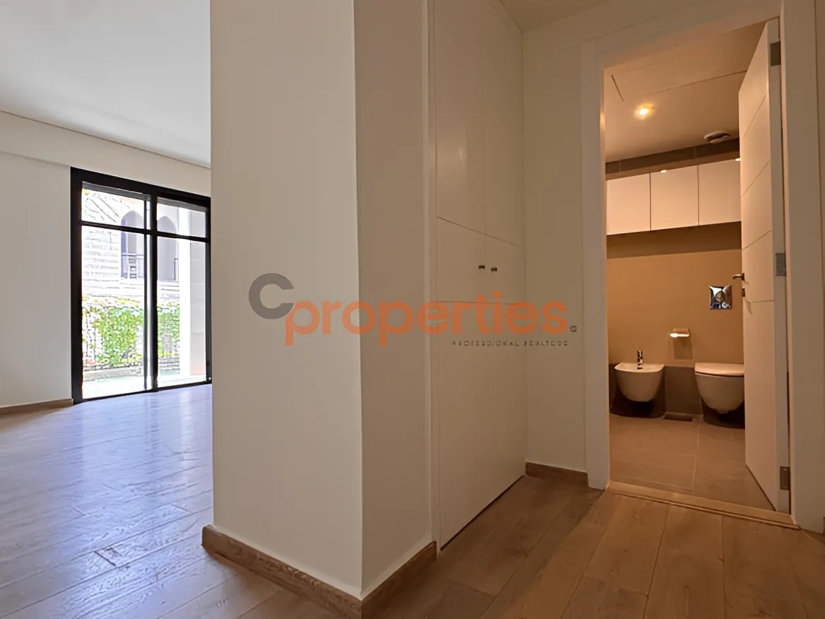 Apartment for Sale in Beit Misk