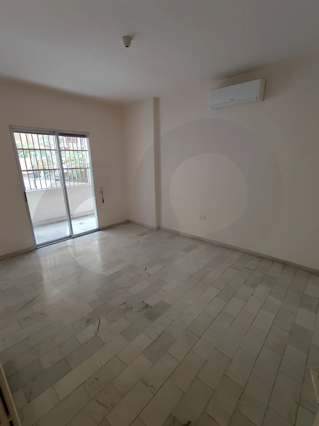Apartment for Sale in Kraytem