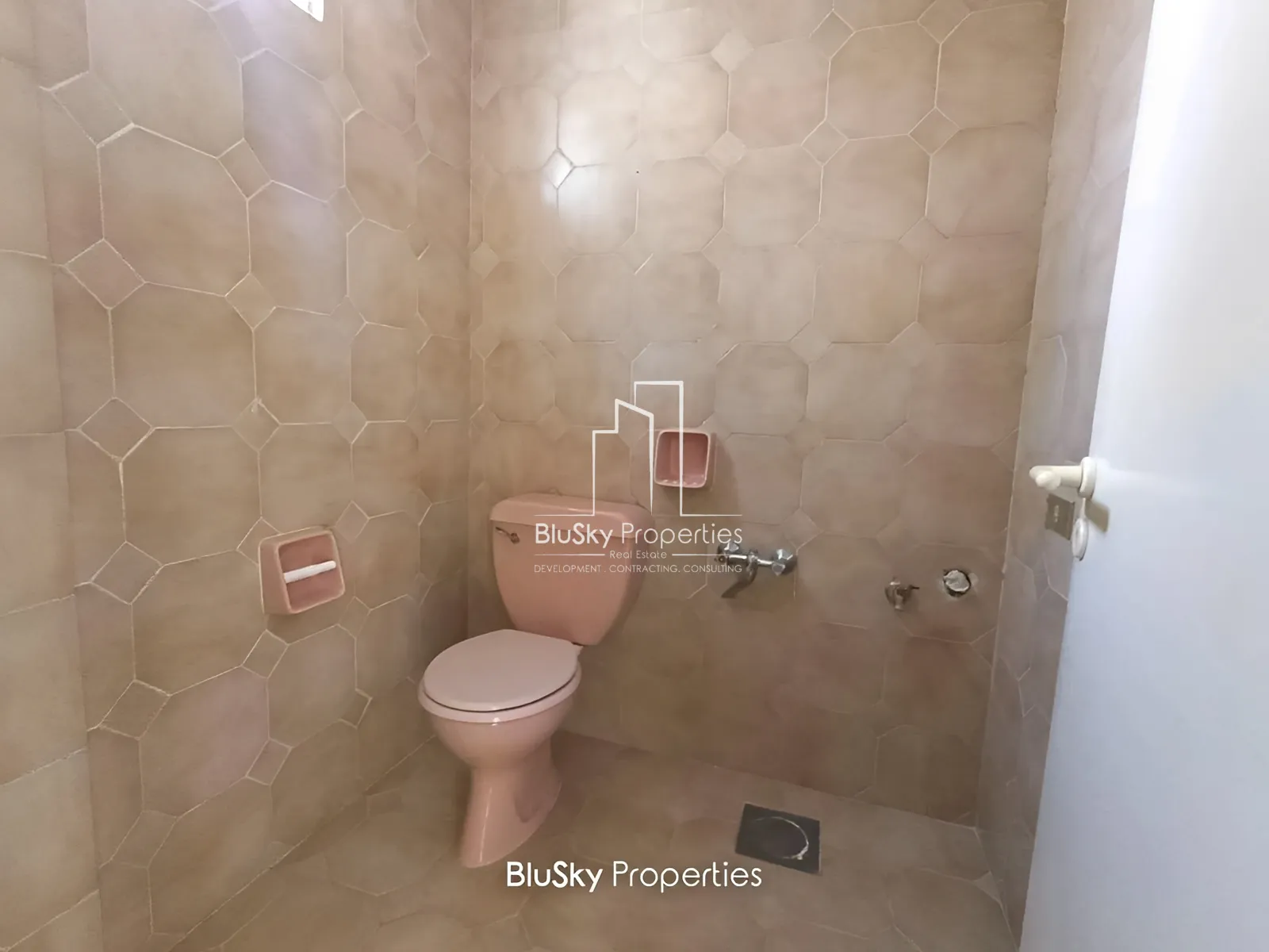 Apartment for Sale in Bouar